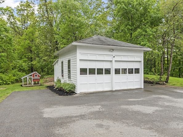 830 Massachusetts Ave, Lunenburg MA 01462