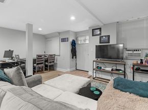 314 W 4th 1, Boston MA 02127