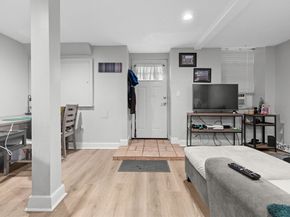314 W 4th 1, Boston MA 02127