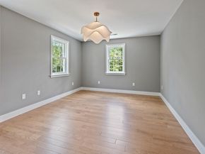 128 Old Southbridge Rd, Dudley MA 01571