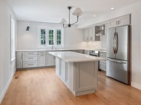 128 Old Southbridge Rd, Dudley MA 01571