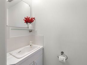 931 Massachusetts Ave 606, Cambridge MA 02139