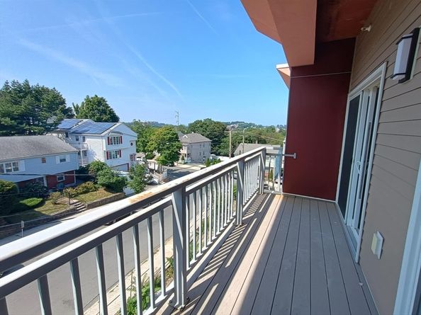 10 Franklin Ave 404, Revere MA 02151