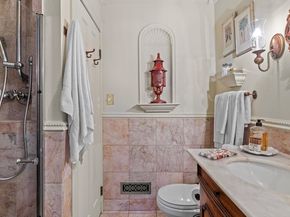 249 High St, Duxbury MA 02332