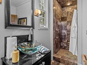 249 High St, Duxbury MA 02332