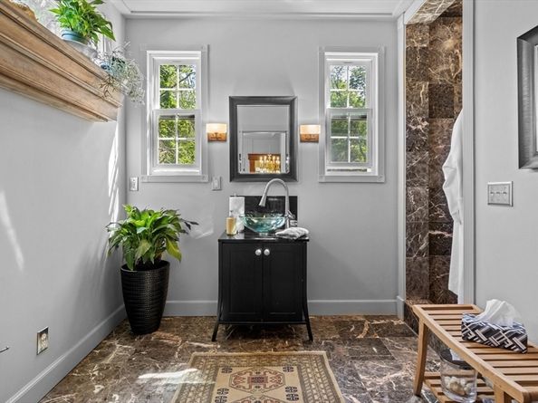 249 High St, Duxbury MA 02332