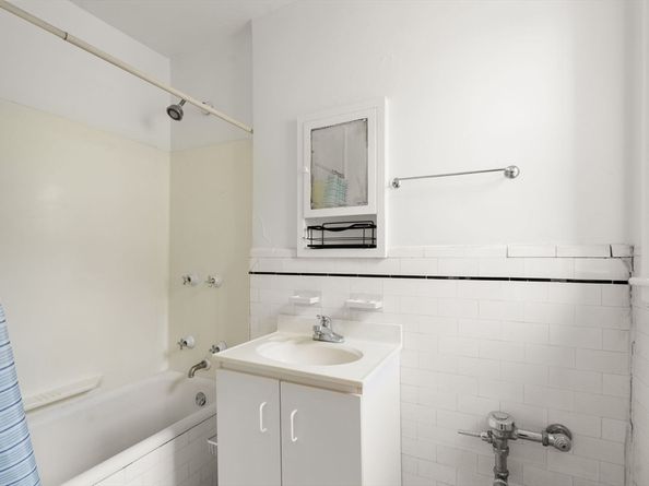 97 Chester St 8, Boston MA 02134