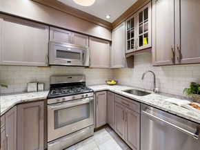 111 W 8th St C, Boston MA 02127