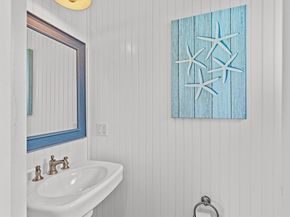 11 Cobblestone, Plymouth MA 02360