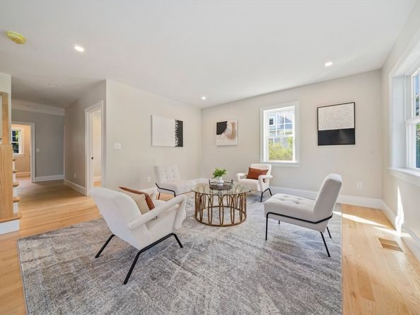 43 Lake Ave, Sharon MA 02067