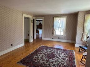 6 Weaver Farm Rd, Rutland MA 01543