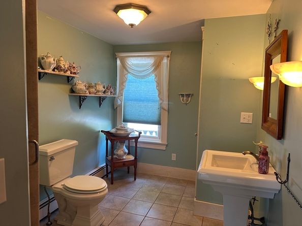 6 Weaver Farm Rd, Rutland MA 01543