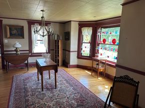 6 Weaver Farm Rd, Rutland MA 01543