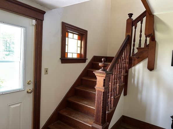 6 Weaver Farm Rd, Rutland MA 01543