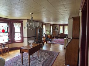 6 Weaver Farm Rd, Rutland MA 01543