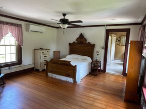 6 Weaver Farm Rd, Rutland MA 01543