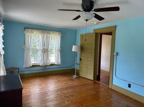 6 Weaver Farm Rd, Rutland MA 01543