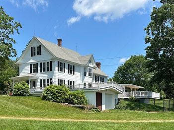 6 Weaver Farm Rd
