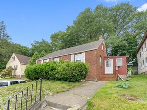 43 Huntington Ave, Worcester MA 01606