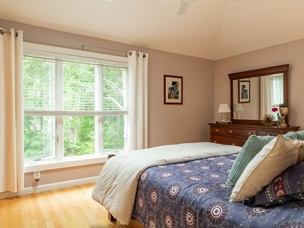 40 Bay Farm 40, Duxbury MA 02332