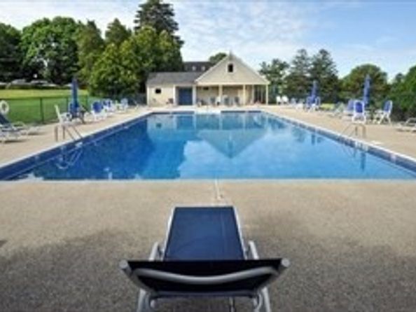 40 Bay Farm 40, Duxbury MA 02332