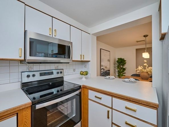 170 Gore St. 502, Cambridge MA 02141