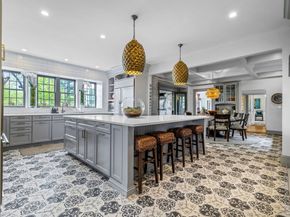 90 Burr Dr, Needham MA 02492