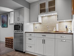 90 Burr Dr, Needham MA 02492