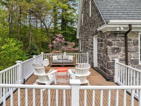 90 Burr Dr, Needham MA 02492
