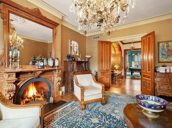 381 Beacon Street, Boston MA 02116