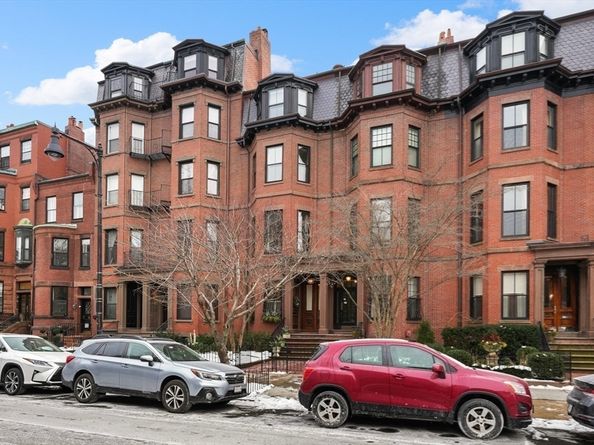 381 Beacon Street, Boston MA 02116