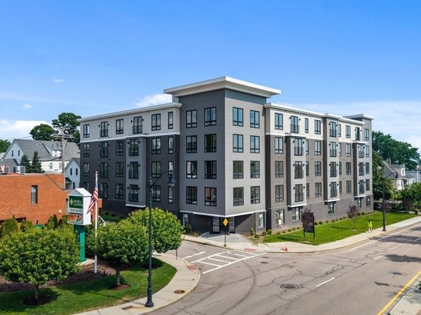 66 Mcgrath Highway 301, Quincy MA 02169
