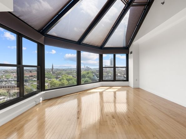 16 Harcourt St 9G, Boston MA 02116