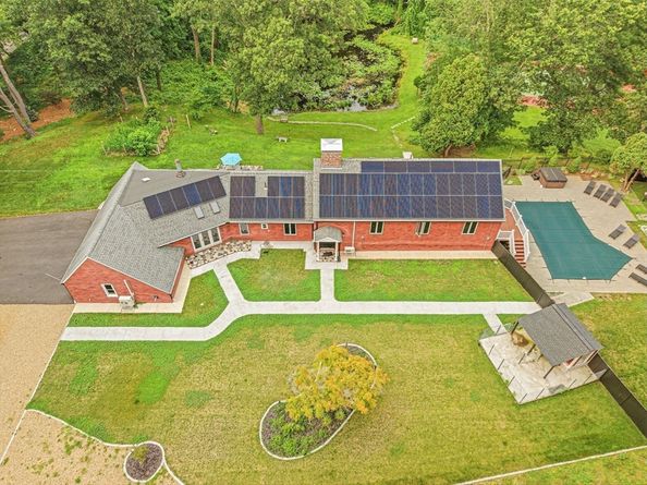 105 Georgetown Rd, Boxford MA 01921