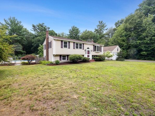 109 Birch St, Pembroke MA 02359