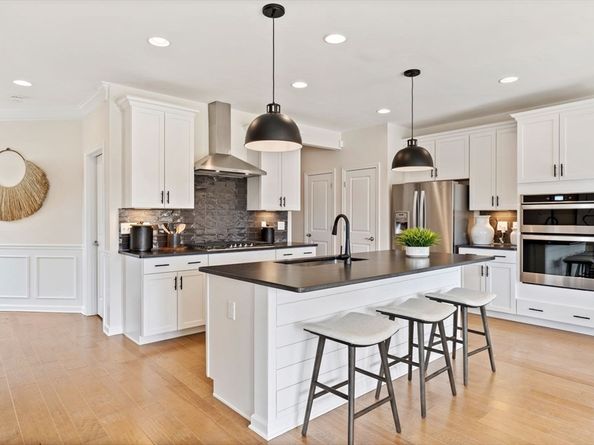 25 Emerald Run 15, Shrewsbury MA 01545