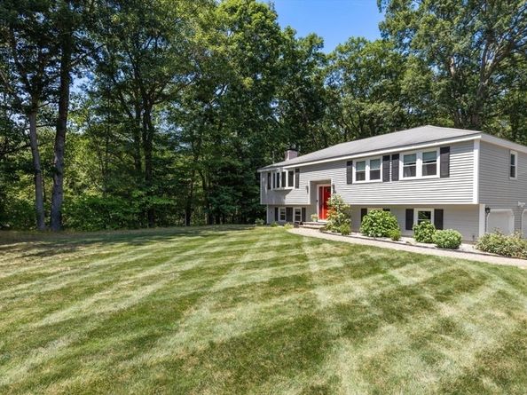 199 Ash St, Hopkinton MA 01748