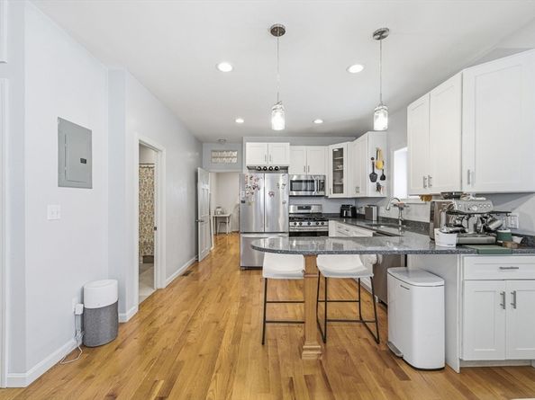 518 Main St 2, Medford MA 02155
