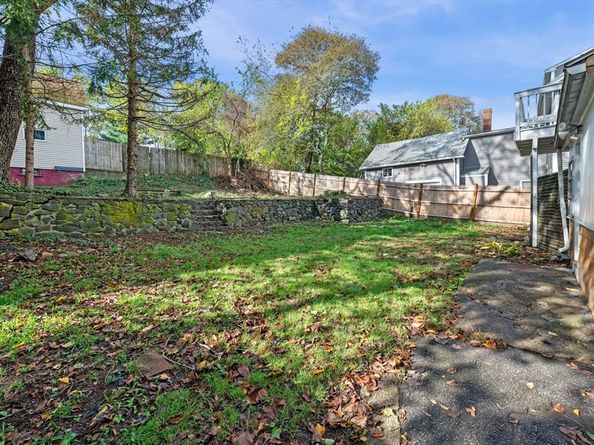145 Boston St, Salem MA 01970
