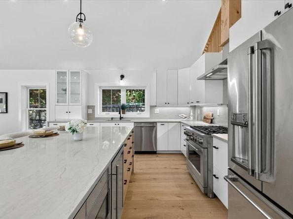 101 Hackensack Rd, Boston MA 02467