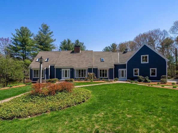 19 Devonshire Rd, Middleton MA 01949