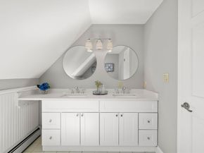 19 Devonshire Rd, Middleton MA 01949
