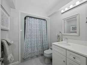 29 Hammersmith Dr, Saugus MA 01906
