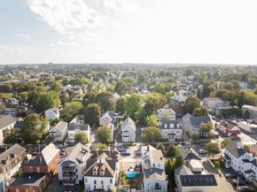 137 North St 3, Salem MA 01970
