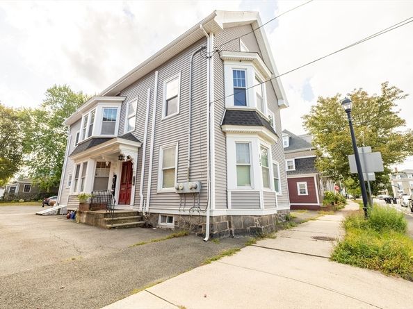 137 North St 3, Salem MA 01970