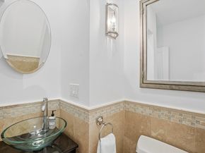 76 W Cedar St 5F, Boston MA 02114