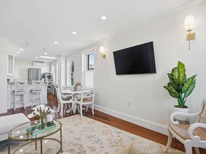 76 W Cedar St 5F, Boston MA 02114