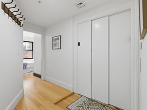 55 Temple Pl 4, Boston MA 02111