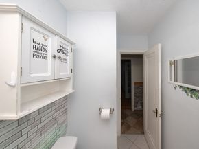 217 W Main St, Dudley MA 01571
