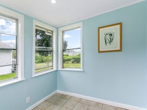 12 Casavan Ave, Shrewsbury MA 01545